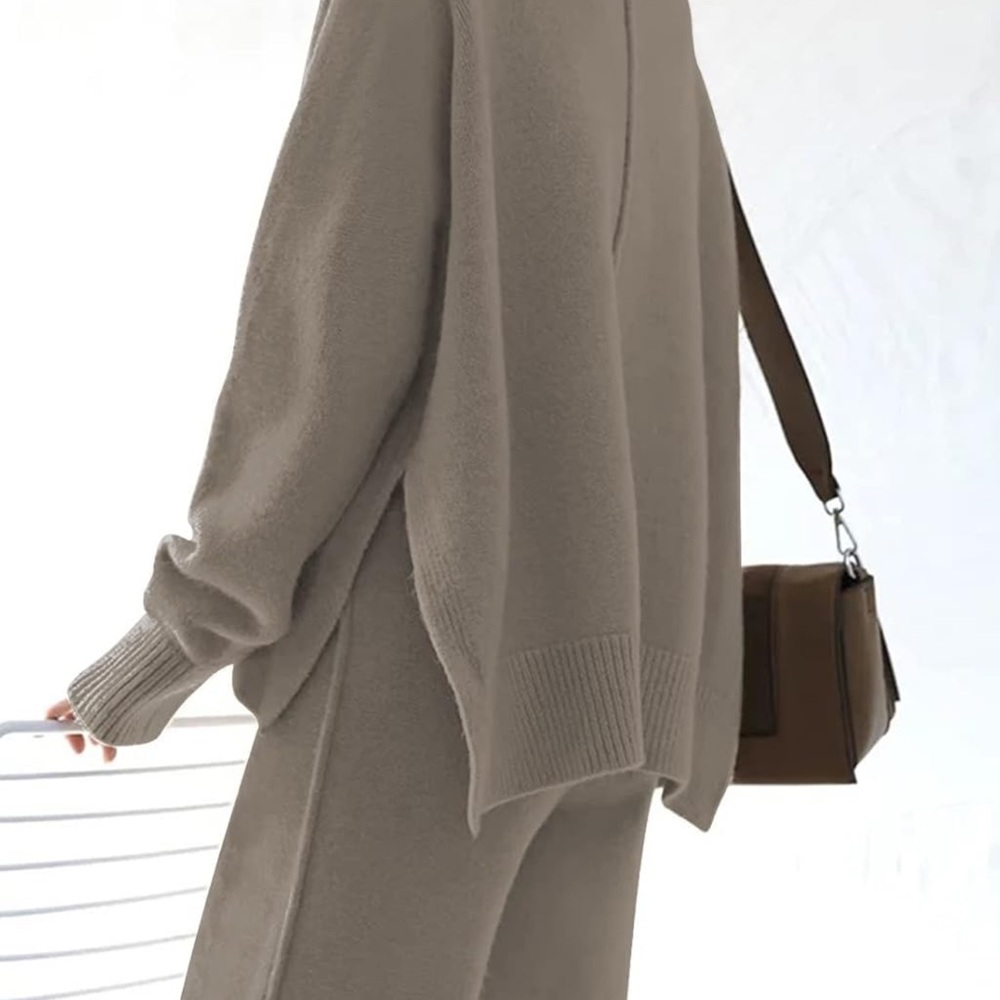 Women's Sweat Set - Picture 2 of 5